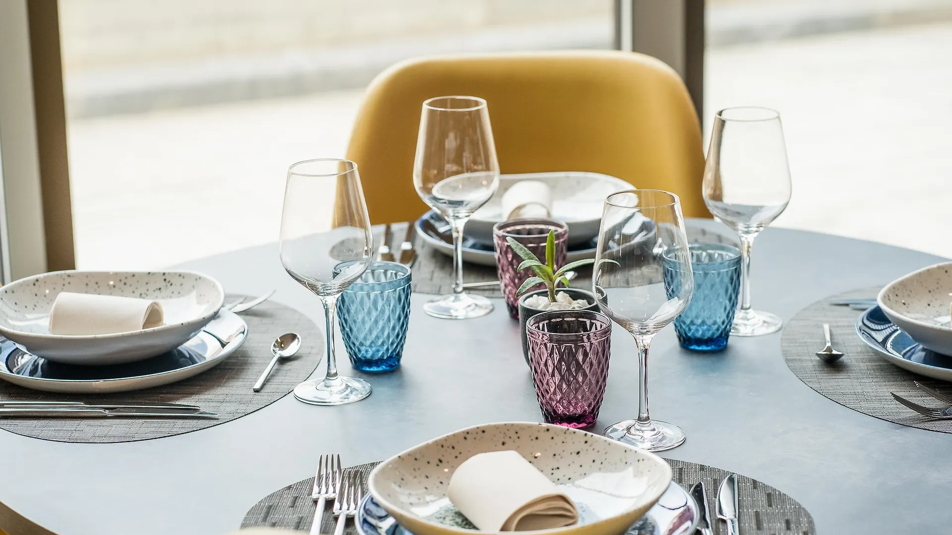 Leonardo Royal Hotel Barcelona Fira 4*,